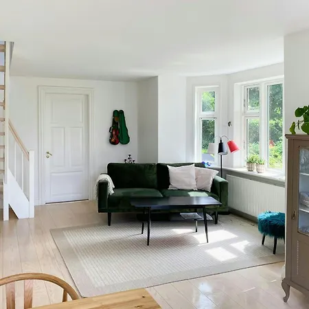 Nyaraló Scenic House With Sea Views In Birkeland Hårby