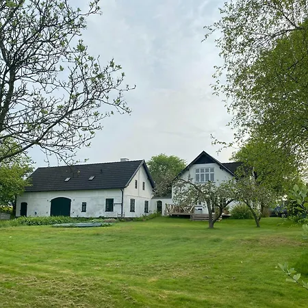 Scenic House With Sea Views In Birkeland Harby